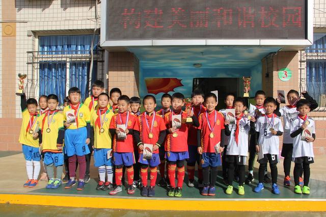 阿根廷9将首次出征世界杯：帕斯入选，巴甲中锋洛佩斯入围